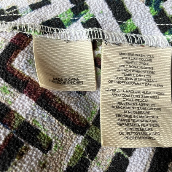 Rachel Roy geometric print tank top. - Picture 5 of 5